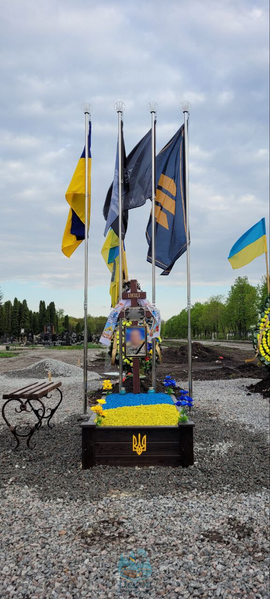 Флагшток із нержавіючої сталі 4 метри, під бетонування.  Розбірний. З системою підіймання прапору.  Прапор України 140*90 см в подарунок! 1012 фото