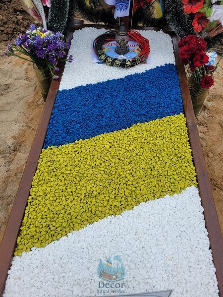 Декоративний камінь КОМПЛЕКТ Біла Мармурова галька + жовто-блакитний граніт, фракція 5-10 мм. Подарунок агроволокно 012 фото