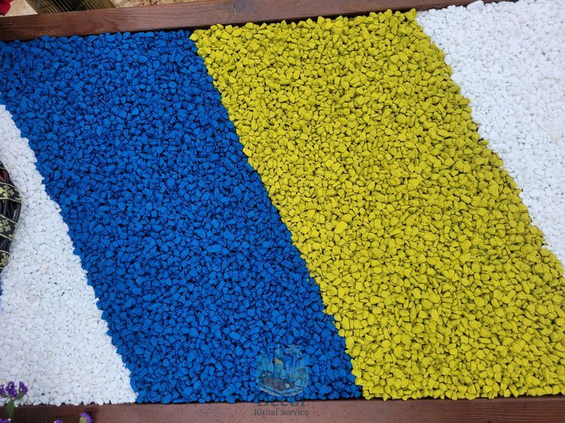 Декоративний камінь КОМПЛЕКТ Біла Мармурова галька + жовто-блакитний граніт, фракція 5-10 мм. Подарунок агроволокно 012 фото